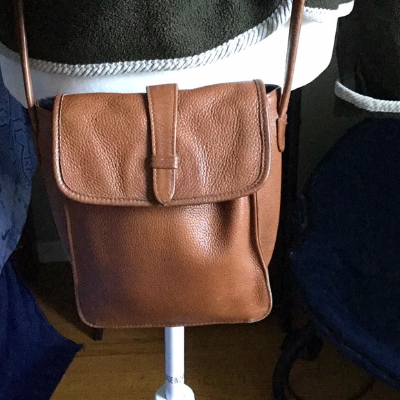 Leather Co Handbags - Medium brown leather crossbody